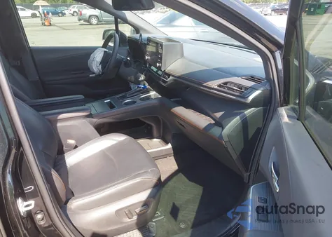 2021 Toyota Sienna Xse from USA, damaged, VIN 5TDXRKEC0MS019167